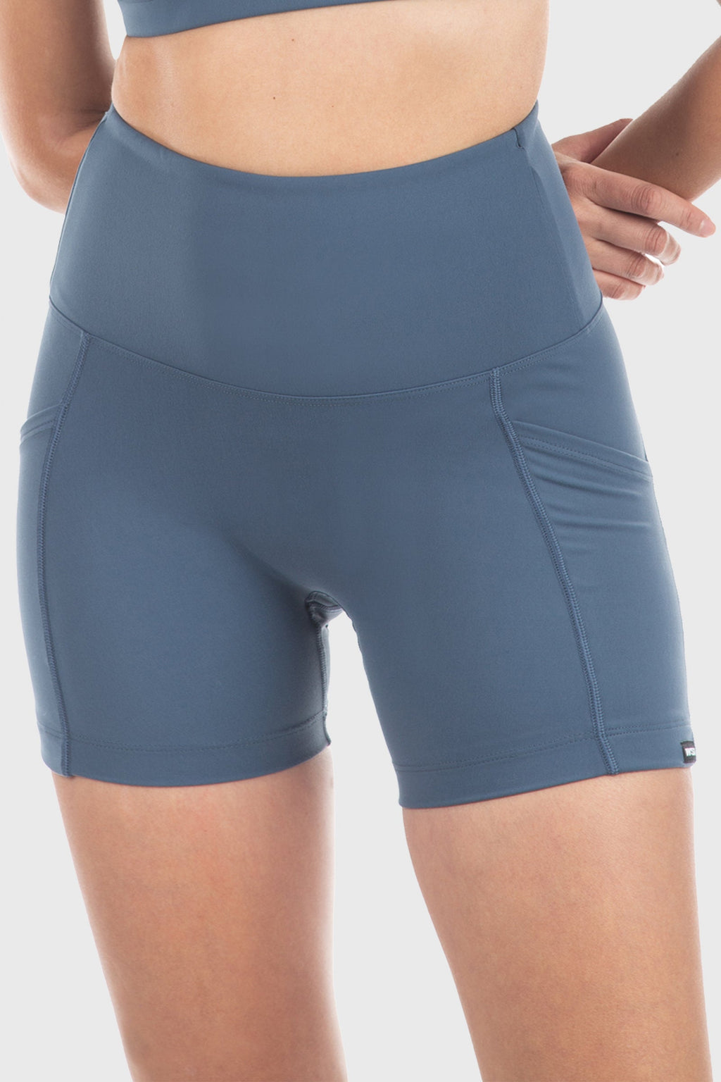 5" Pocketed Short