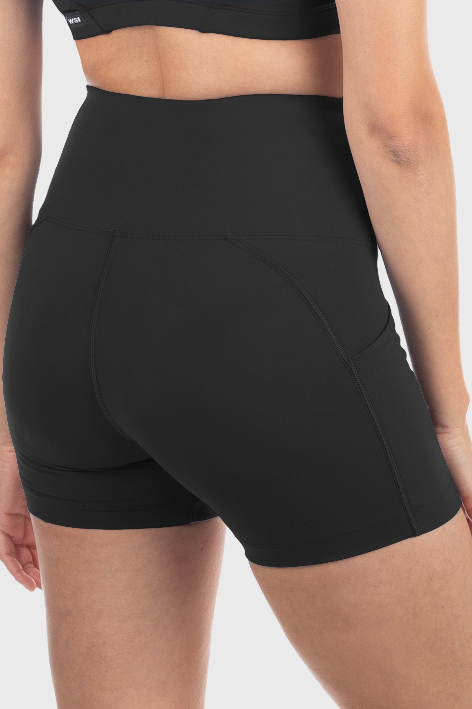 5" Pocketed Short