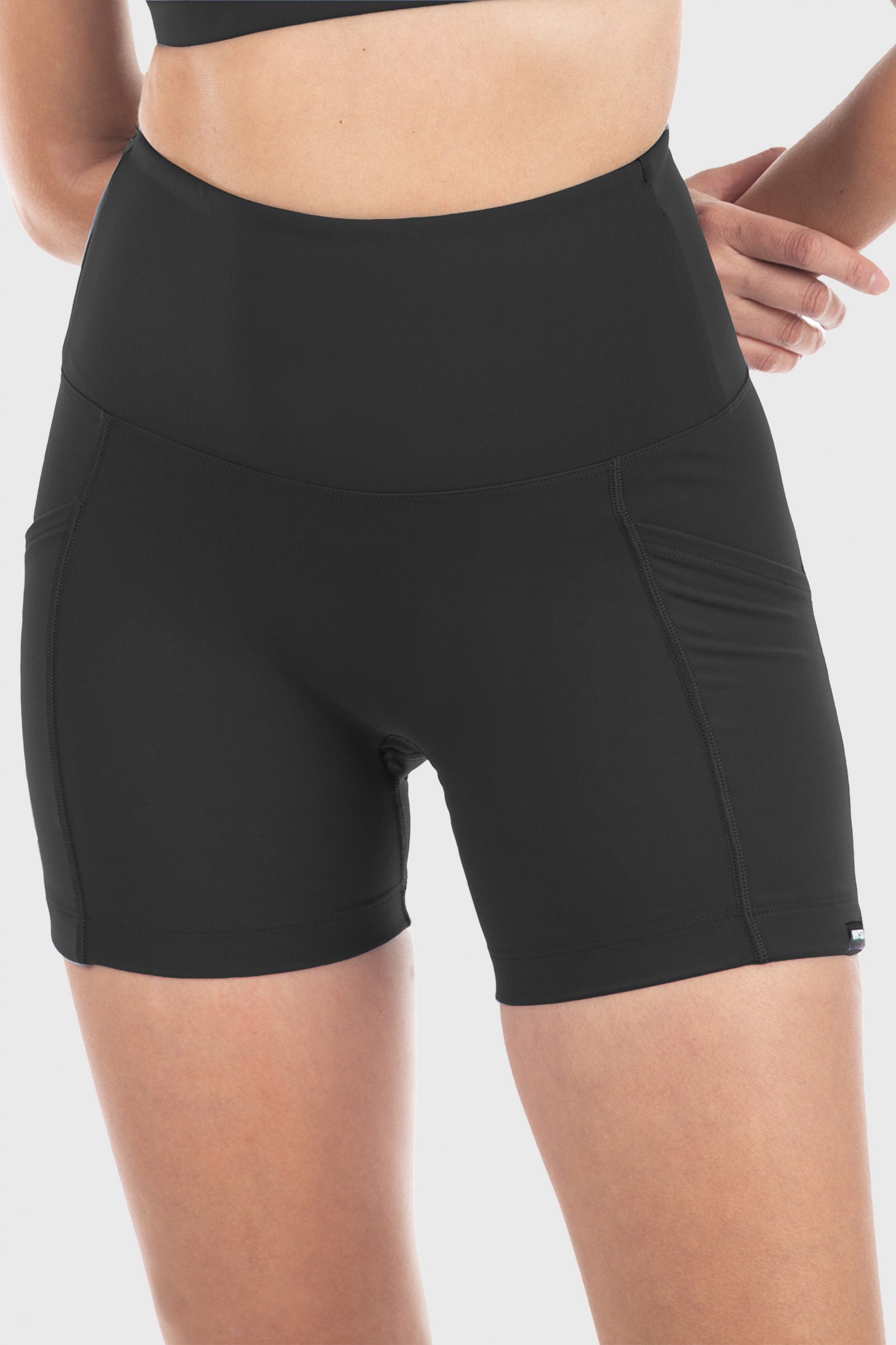 5" Pocketed Short