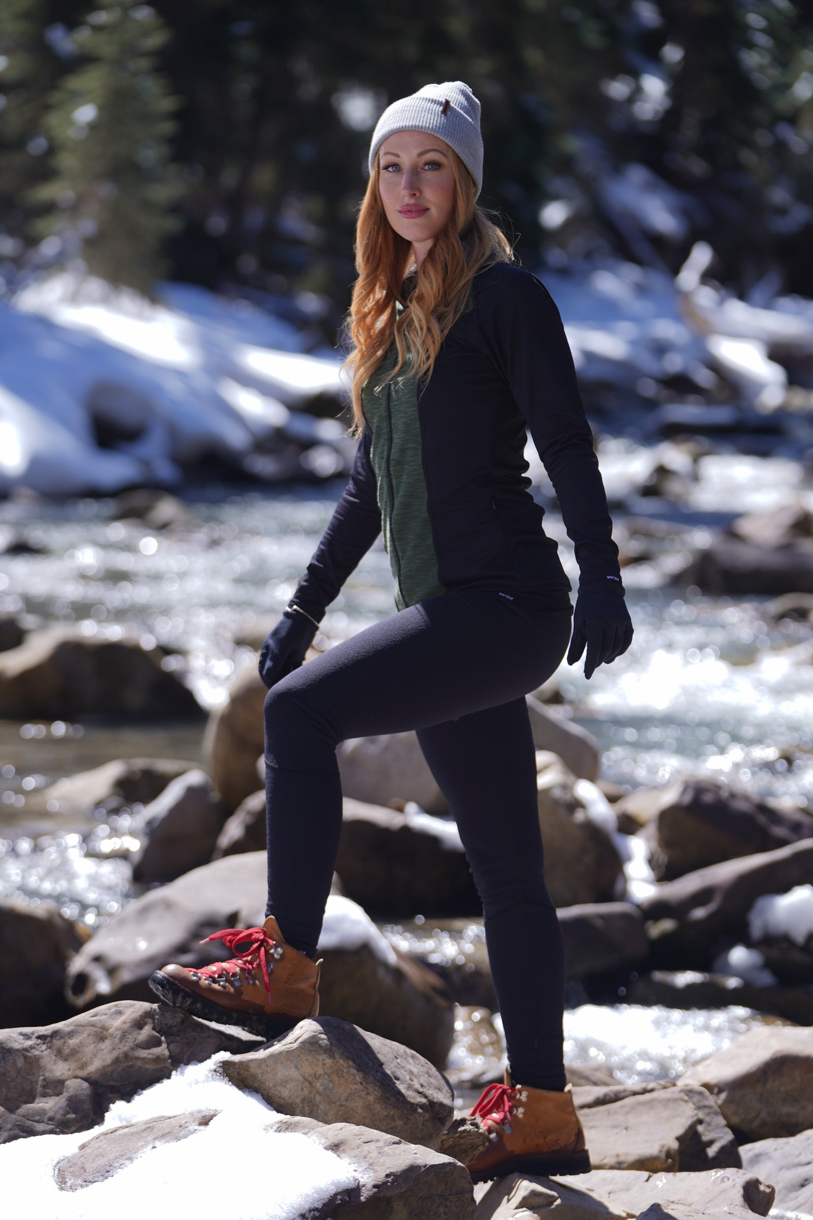 KNIT BEANIE